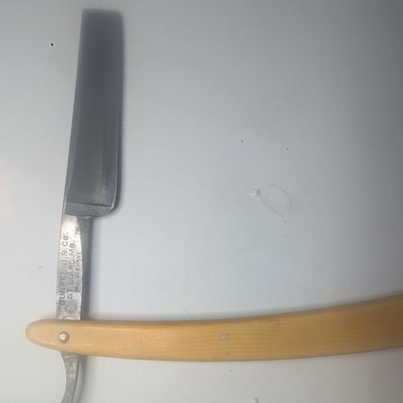 Straight Razor with Cream Handle - Picture 3 of 4